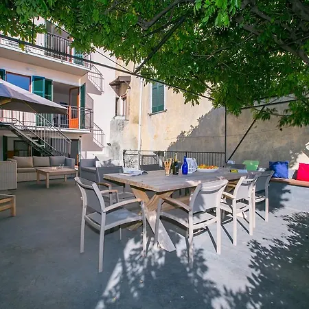 Vista Lago Apartment Musso